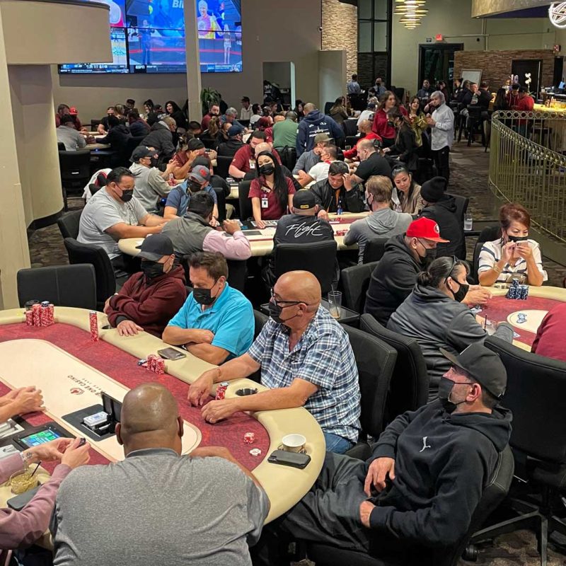 Poker-Floor-contact
